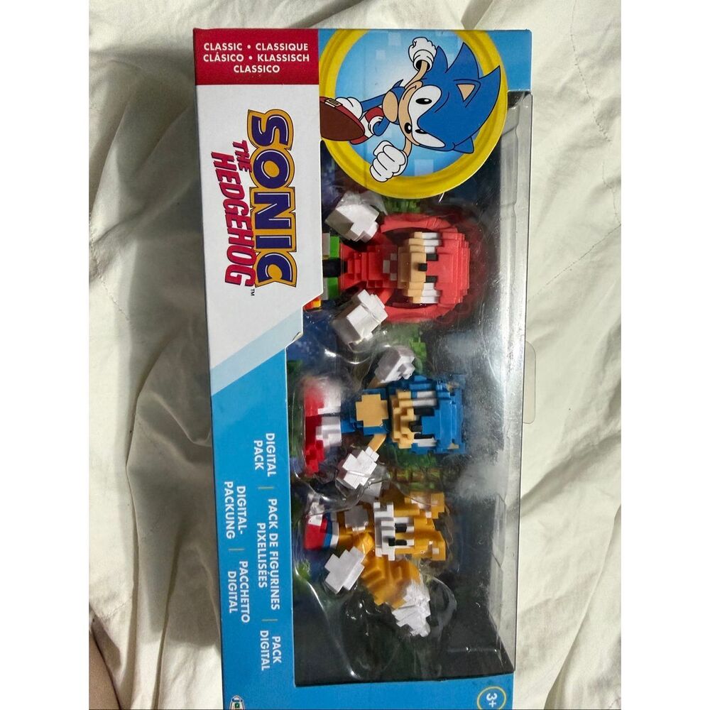 Sonic the Hedge Hog 2.5” 8 Bit Action Figures